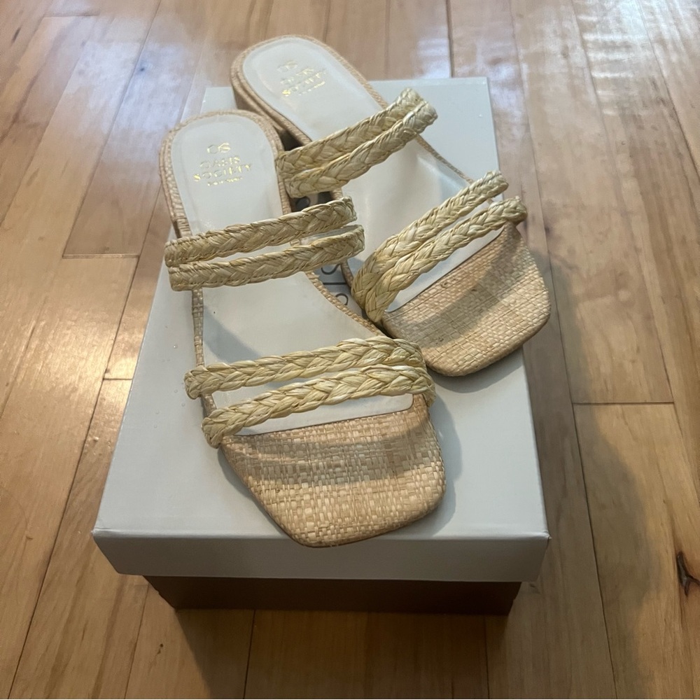 Oasis Society Women's Cream Braided Sandals - Picture 3 of 5